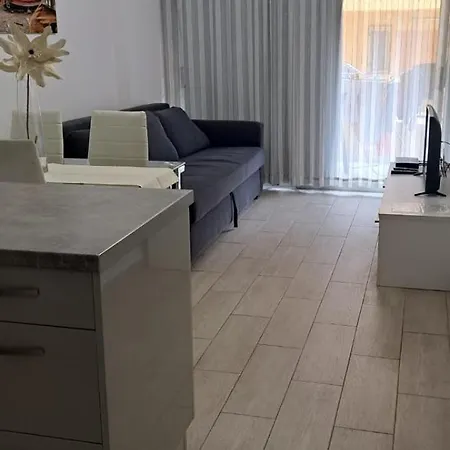 Torres Del Sol * أرونا