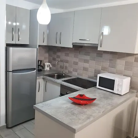 Torres Del Sol Apartment